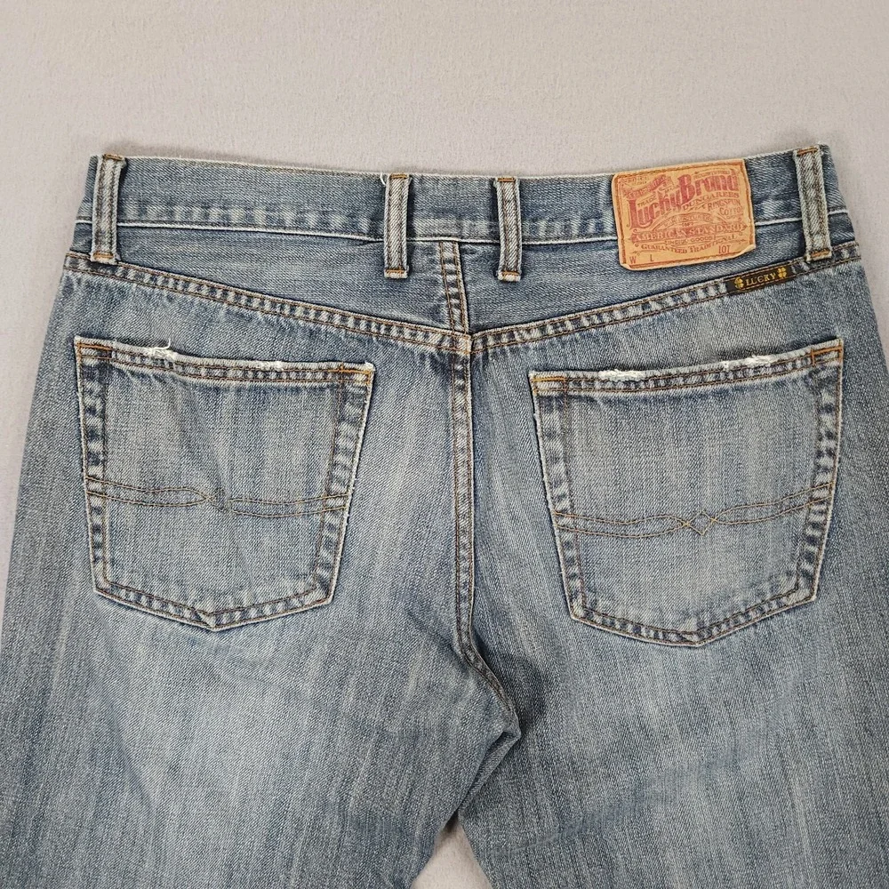 Lucky Brand Jeans Men's 32x30 Blue Denim Classic Straight Fit Regular Inseam - Picture 11 of 12